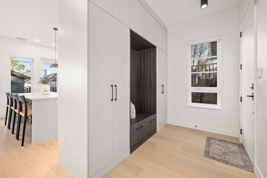 2 727 E 31st Avenue Vancouver, BC - 31