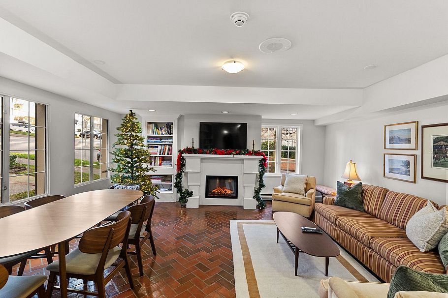 702 1311 Beach Avenue Vancouver, BC - 26