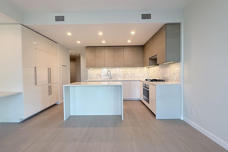 2186 GILMORE AVENUE, Burnaby BC V5C 0N7 Burnaby, BC - 2