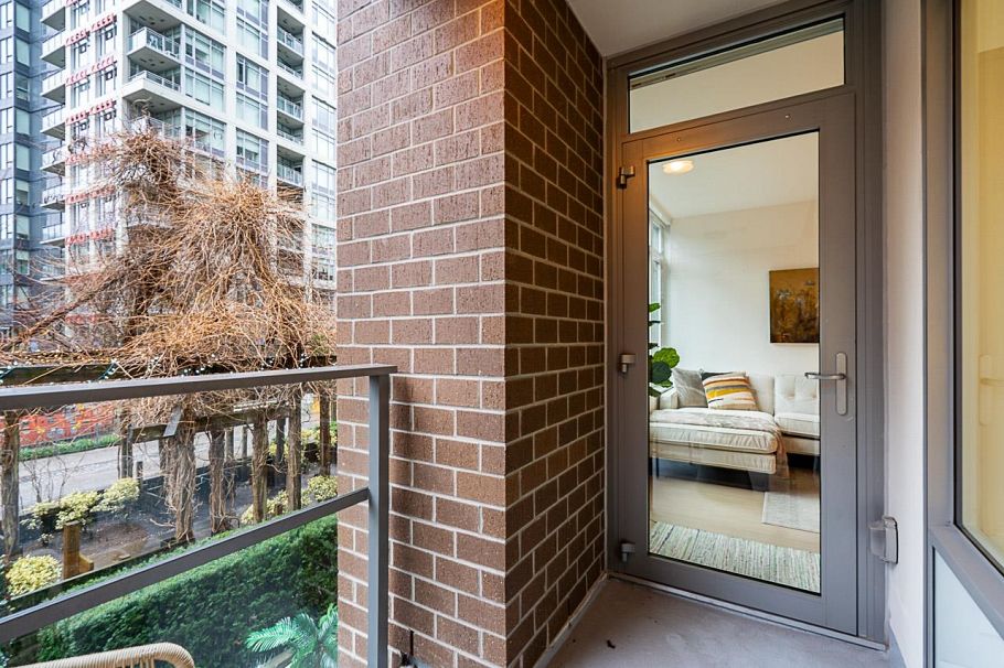 213 110 Switchmen Street Vancouver, BC - 27