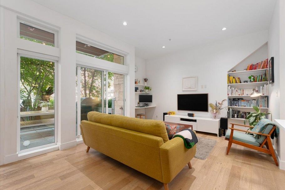 352 E 7th Avenue Vancouver, BC - 6