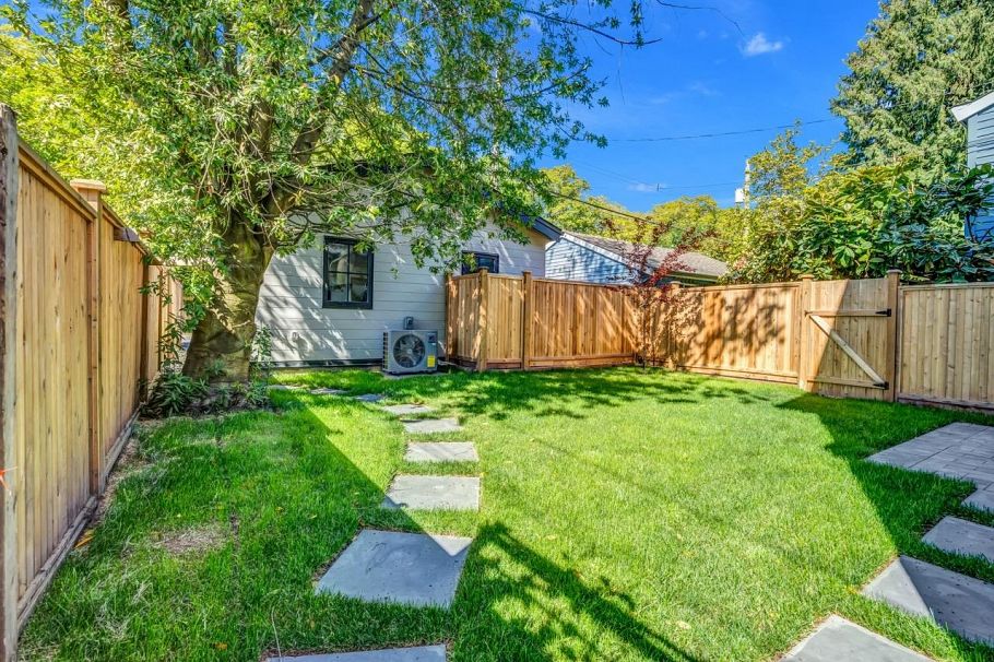 4029 W 33rd Avenue Vancouver, BC - 19