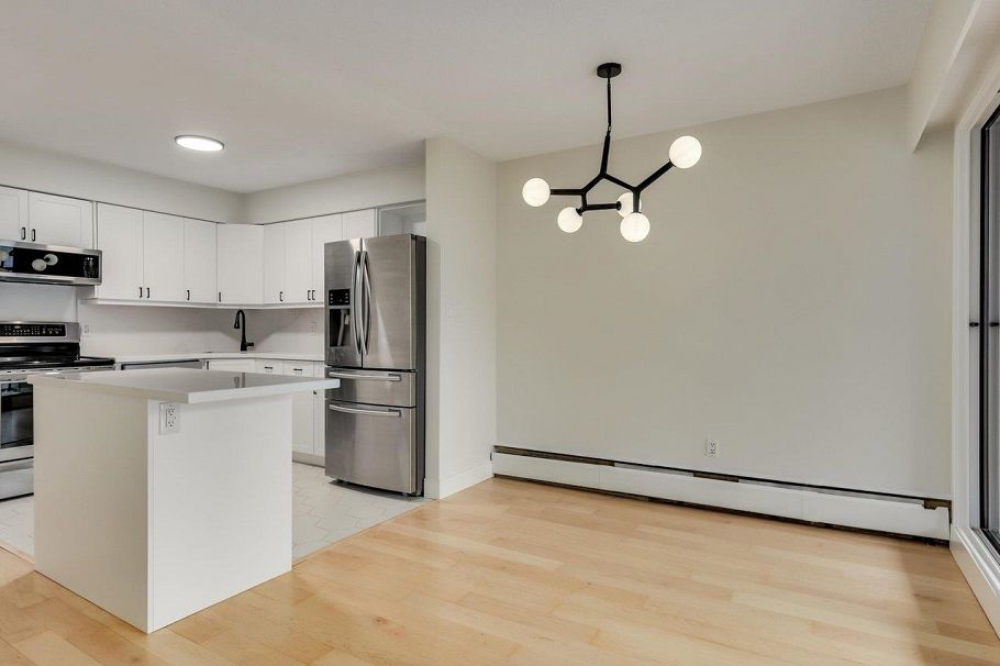 307 2255 York Avenue Vancouver, BC - 6