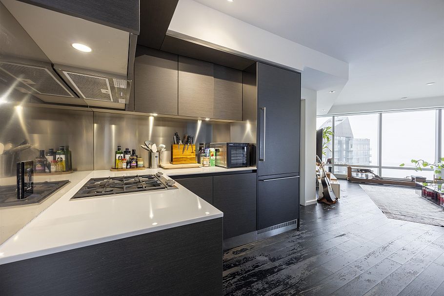 4205 1151 W Georgia Street Vancouver, BC - 5