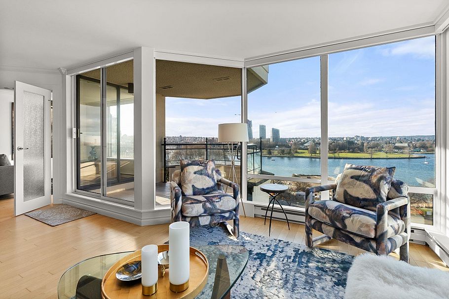 702 1311 Beach Avenue Vancouver, BC - 3