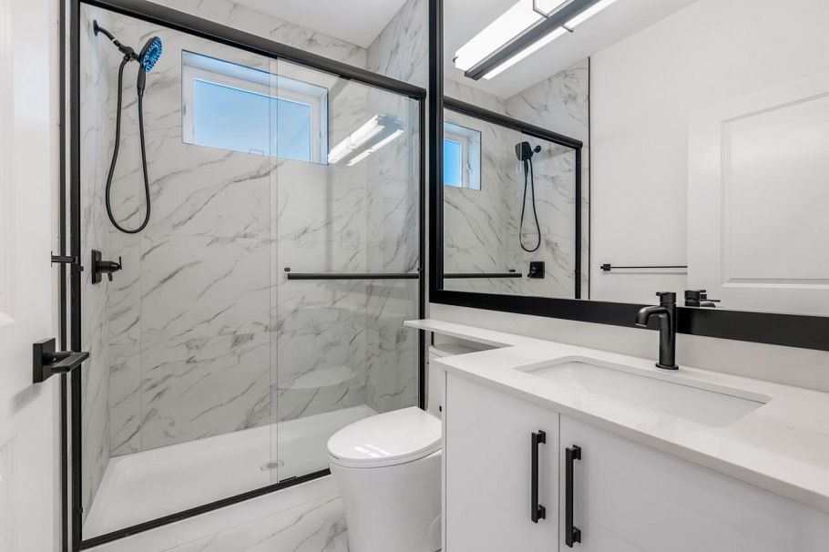 1 3096 Vanness Avenue Vancouver, BC - 15