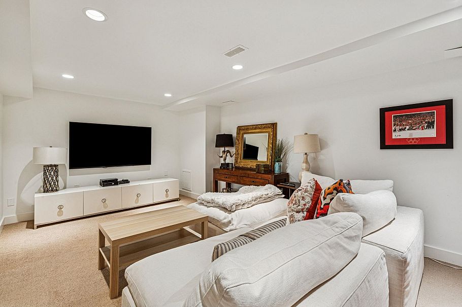 4687 Hoskins Road North Vancouver, BC - 24