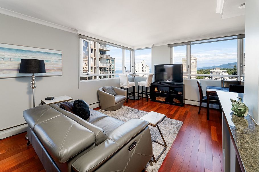 1603 1850 Comox Street Vancouver, BC - 2