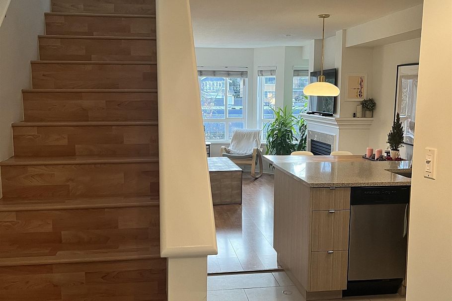 307 2545 W Broadway Vancouver, BC - 10