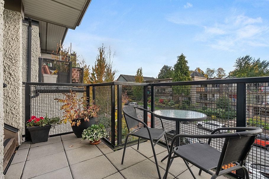 4 1851 Adanac Street Vancouver, BC - 24