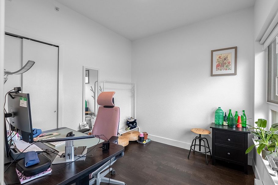 405 2666 Duke Street Vancouver, BC - 14