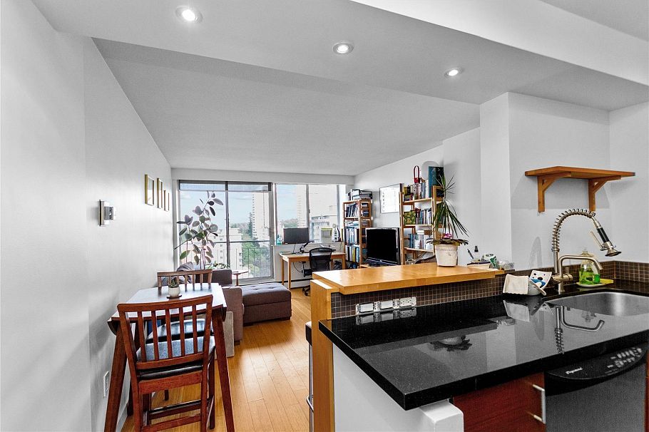 1205 1850 Comox Street Vancouver, BC - 12