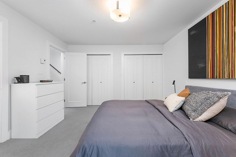 323 E 7th Avenue Vancouver, BC - 10