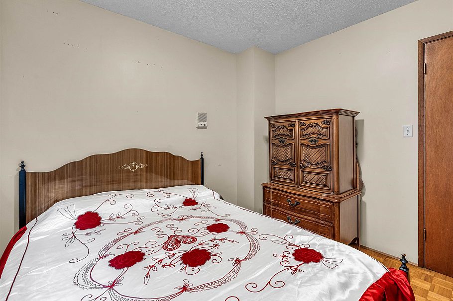 3112 E 1st Avenue Vancouver, BC - 17