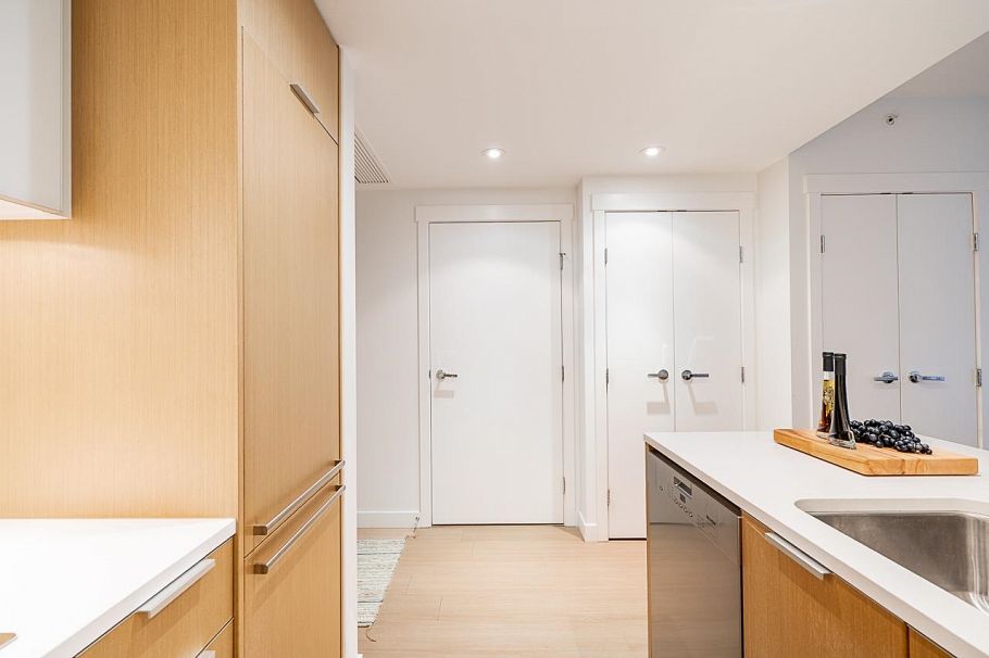 213 110 Switchmen Street Vancouver, BC - 18