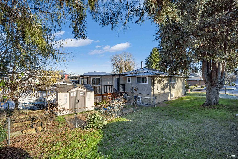 3091 Renfrew Street Vancouver, BC - 35