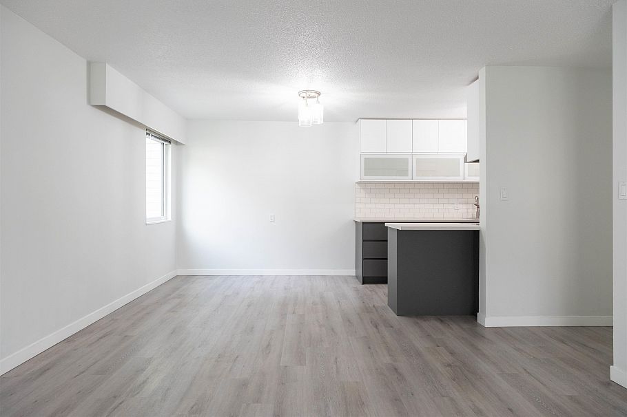 216 780 Premier Street North Vancouver, BC - 3