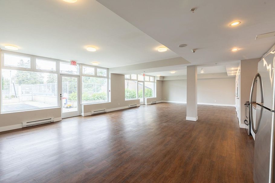 412 298 E 11th Avenue Vancouver, BC - 24