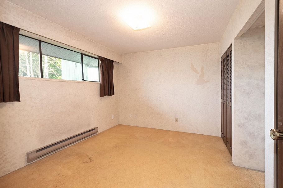 3812 W 24th Avenue Vancouver, BC - 23