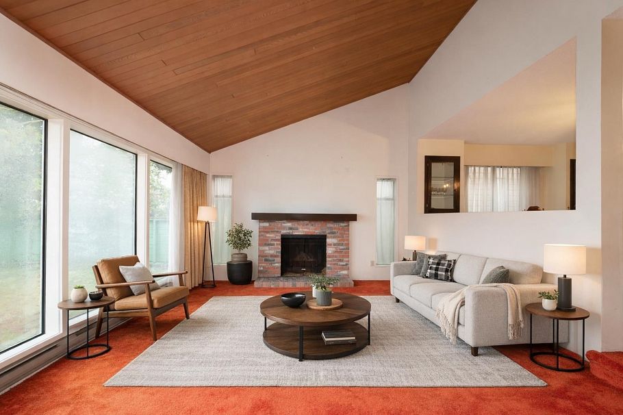 3812 W 24th Avenue Vancouver, BC - 3