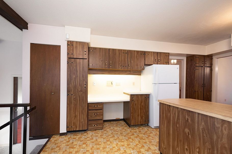 3812 W 24th Avenue Vancouver, BC - 12