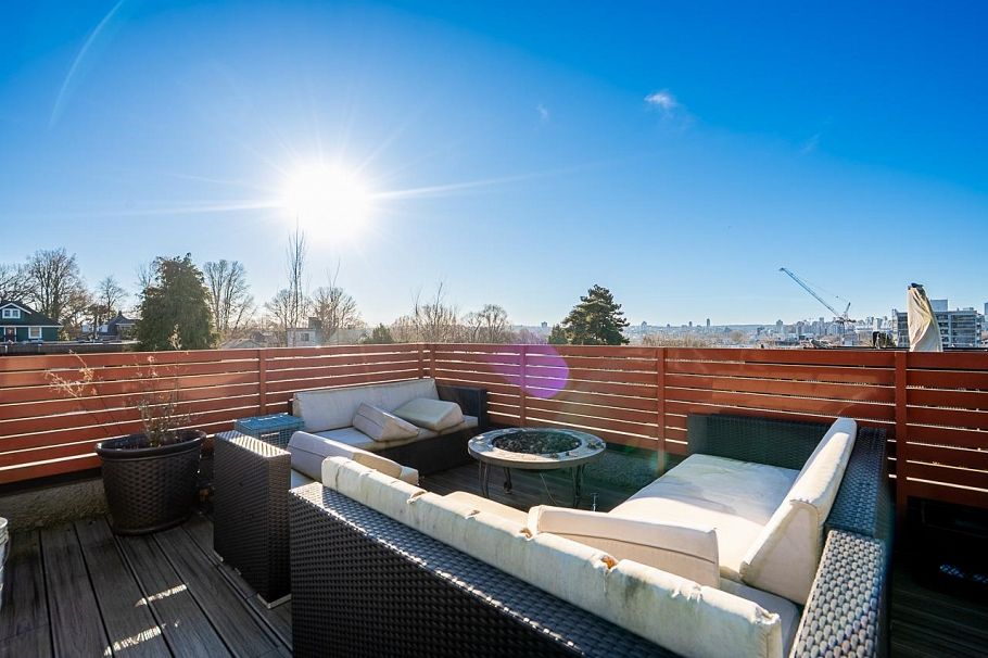 1865 Adanac Street Vancouver, BC - 22