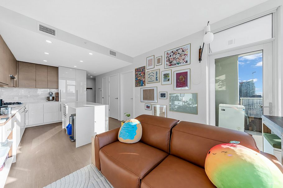 3311 4168 Lougheed Highway Burnaby, BC - 17