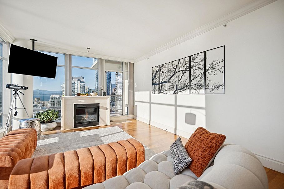 2302 428 Beach Crescent Vancouver, BC - 3