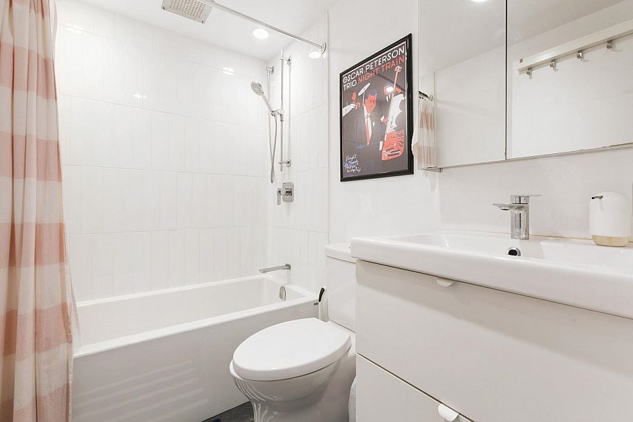 204 853 E 7th Avenue Vancouver, BC - 14