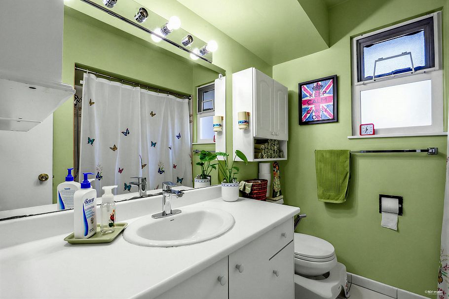 3091 Renfrew Street Vancouver, BC - 15