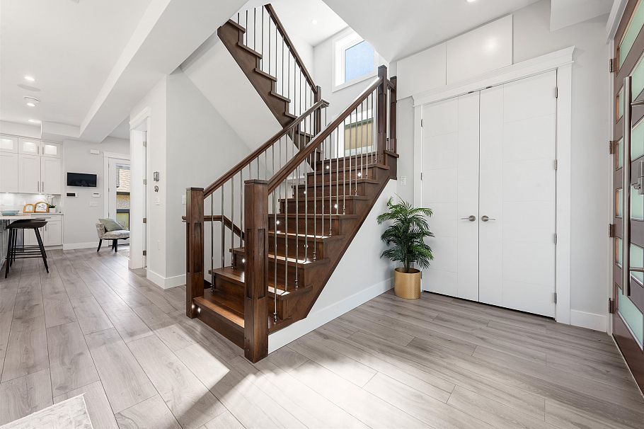 5318 Prince Edward Street Vancouver, BC - 8