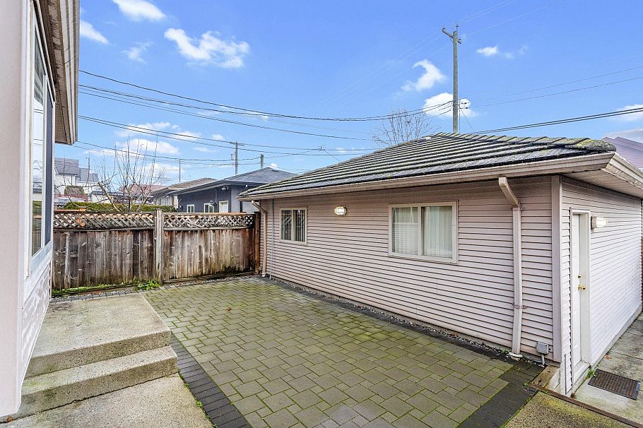 8468 Osler Street Vancouver, BC - 25