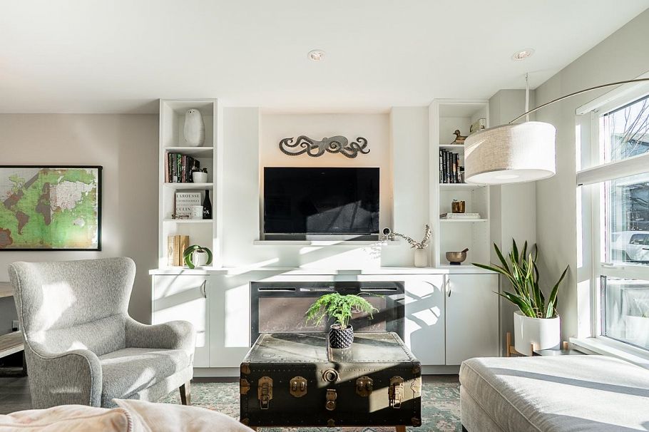 1865 Adanac Street Vancouver, BC - 1