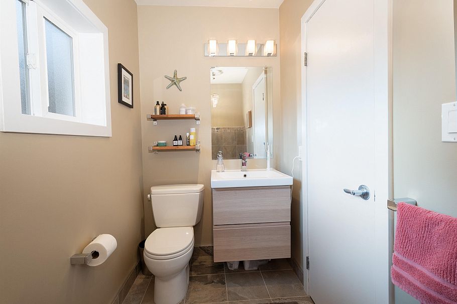 2341 Panorama Drive North Vancouver, BC - 18