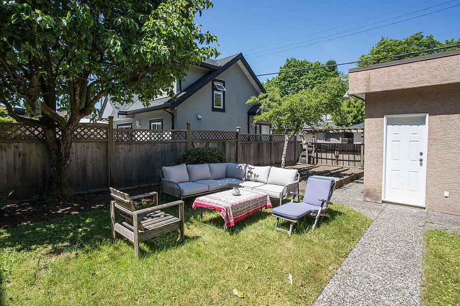 2945 W 12th Avenue Vancouver, BC - 34
