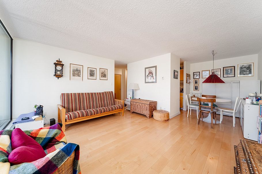 1403 1725 Pendrell Street Vancouver, BC - 8