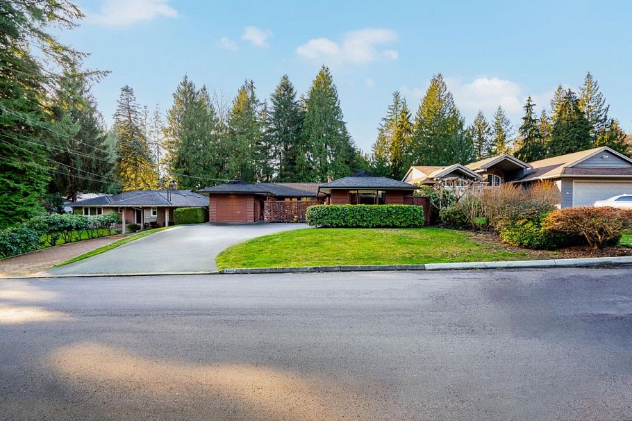 4695 Mapleridge Drive North Vancouver, BC - 34