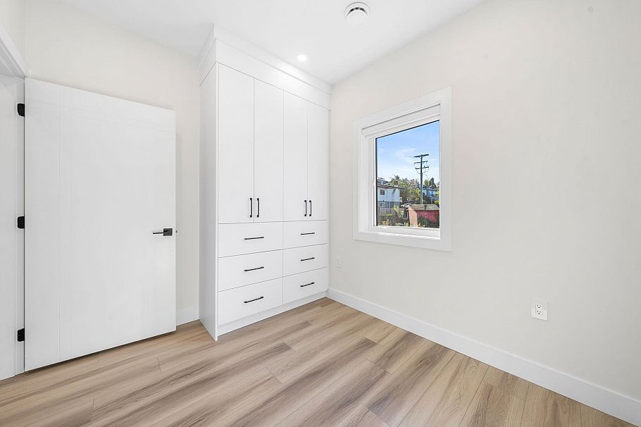 4318 Nanaimo Street Vancouver, BC - 23