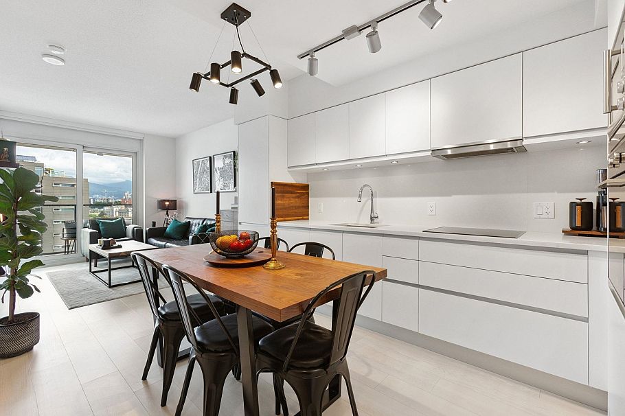 904 180 E 2nd Avenue Vancouver, BC - 1