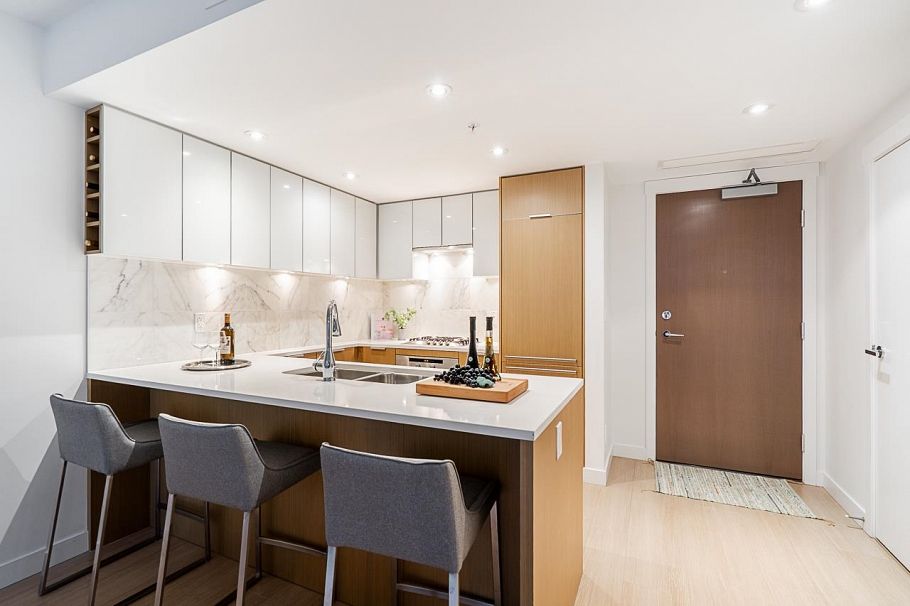 213 110 Switchmen Street Vancouver, BC - 13