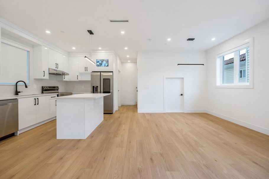 1 3096 Vanness Avenue Vancouver, BC - 7