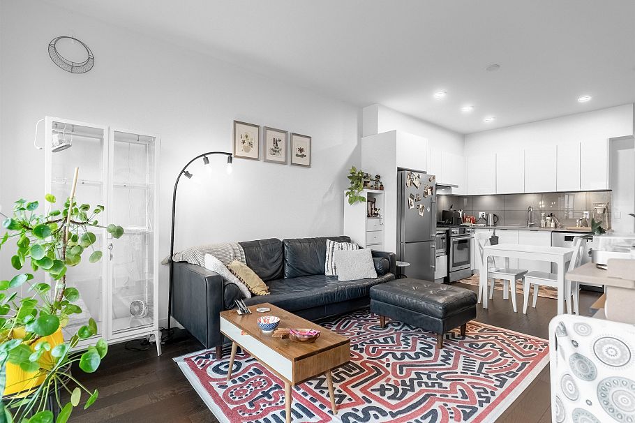 405 2666 Duke Street Vancouver, BC - 9