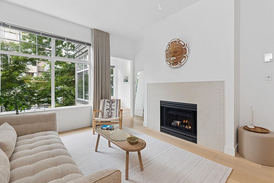 302 1388 Nelson Street Vancouver, BC - 3