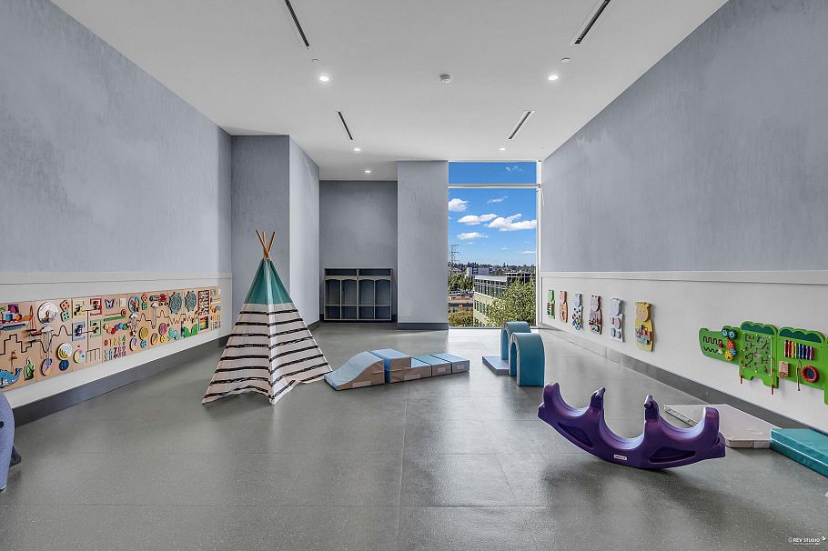 3311 4168 Lougheed Highway Burnaby, BC - 25