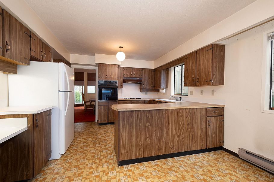 3812 W 24th Avenue Vancouver, BC - 7