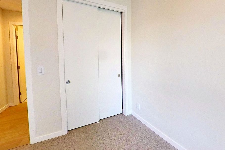 2186 GILMORE AVENUE, Burnaby BC V5C 0N7 Burnaby, BC - 11