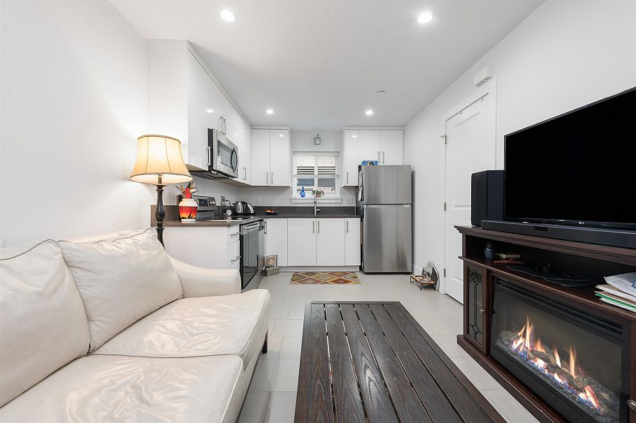 5318 Prince Edward Street Vancouver, BC - 28