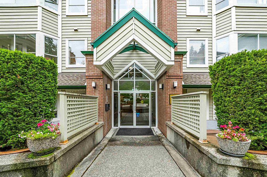 302 3670 Banff Court North Vancouver, BC - 30