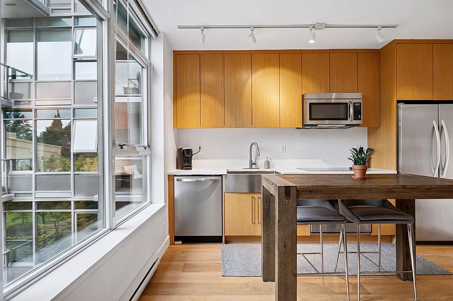 365 250 E 6th Avenue Vancouver, BC - 8