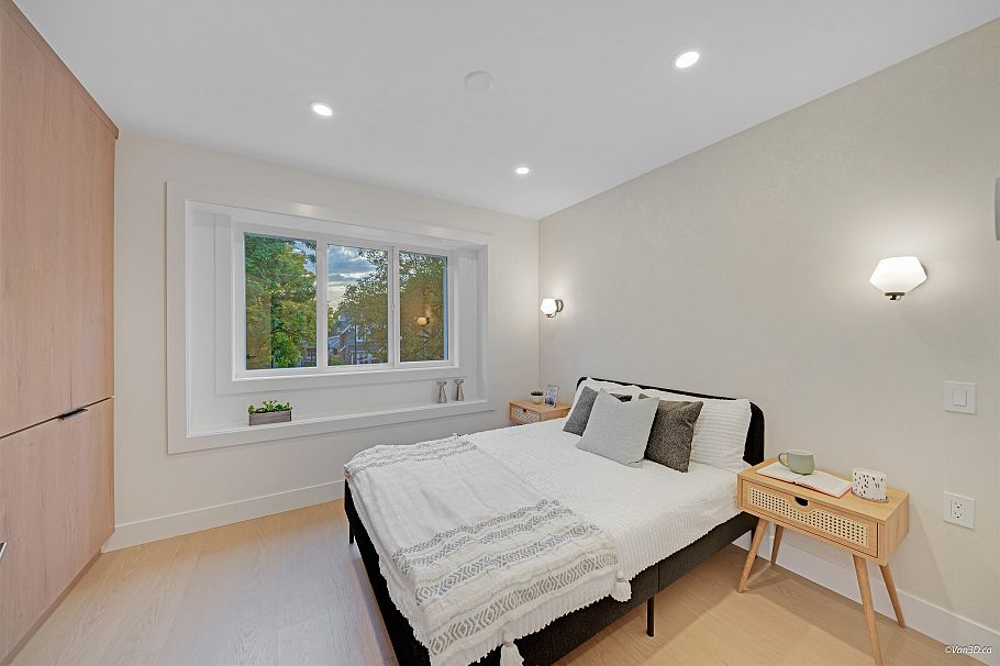 2658 Waterloo Street Vancouver, BC - 16